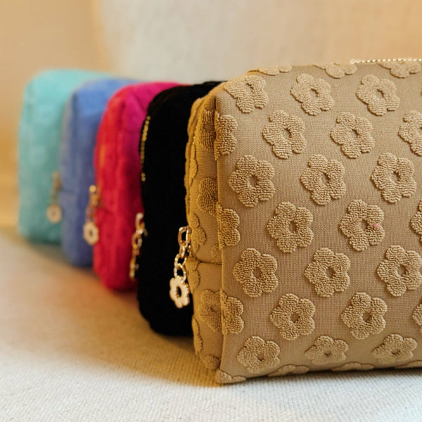 Daisy Blossom Cosmetic Case