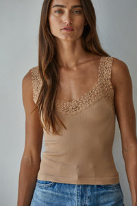 Maxi Tank
